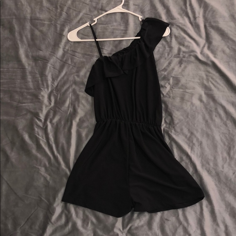 Black romper small